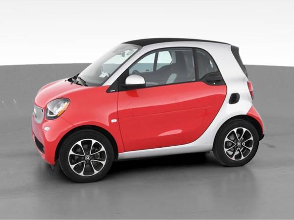 2017 smart fortwo Passion Hatchback Coupe 2D coupe Red - FINANCE -... for sale in Orlando, FL – photo 4