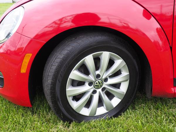 2013 Volkswagen Beetle 2.5L Entry PZEV for sale in Indianapolis, IN – photo 16