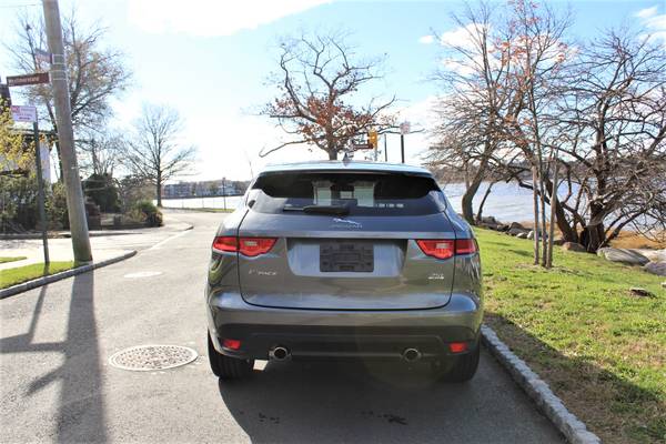 2017 Jaguar F-PACE Premium AWD - cars & trucks - by dealer - vehicle... for sale in Great Neck, CT – photo 18