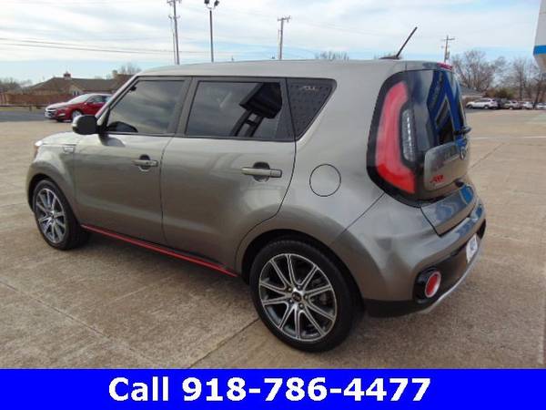 2018 Kia Soul ! hatchback Gray - - by dealer - vehicle for sale in Grove, AR – photo 8