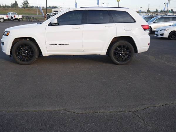 2017 Jeep Grand Cherokee Laredo 4x4 - - by dealer for sale in Bend, OR – photo 6