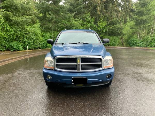 2005 Dodge Durango limited 4x4 third row seat clean title - cars & for sale in Portland, OR – photo 4