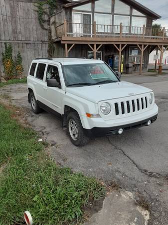2014 Jeep Patriot for sale in Prospect, PA – photo 2