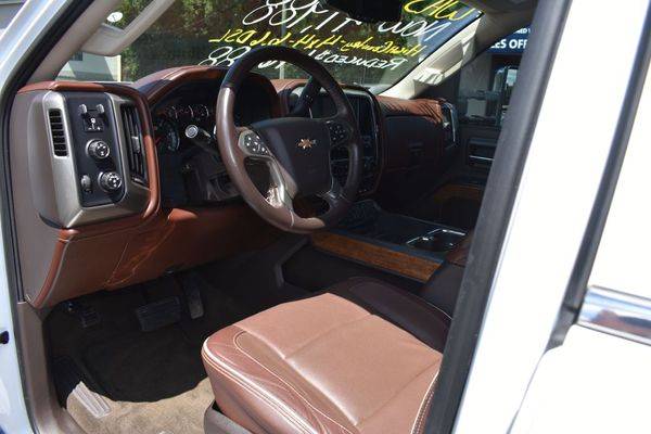 2016 CHEVROLET SILV 3500 HIGH COUNTRY DRW CREW CAB - EZ FINANCING!... for sale in Greenville, SC – photo 12