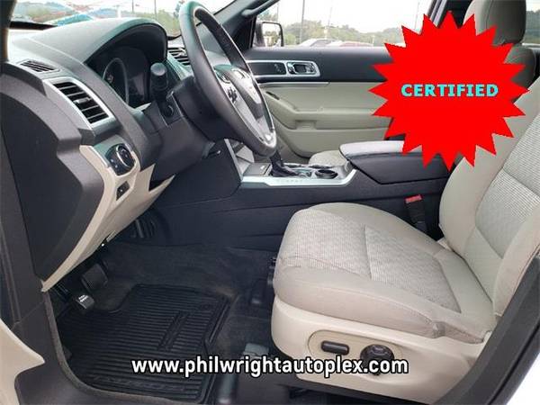 2015 Ford Explorer SUV XLT - White for sale in Russellville, AR – photo 3