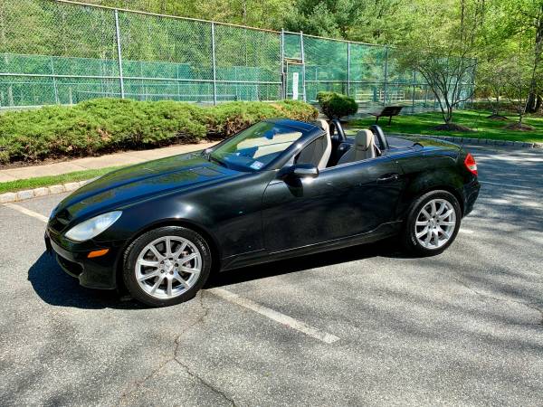 2005 Black Diamond Mercedes Benz SLK 350 Hard Top Convertible Mint for sale in Other, PA