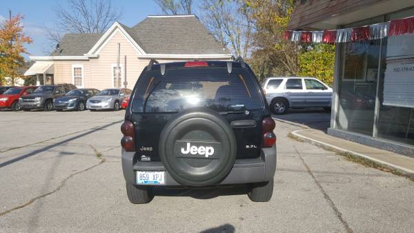 2003 Jeep Liberty, Runs Great! Cold Air! ONLY $3800!!! - cars &... for sale in New Albany, KY – photo 4