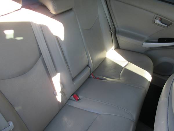 2010 Toyota Prius V Premium Hatchback/Pkg 6/1 Owner/Clean Car Fax -... for sale in Phoenix, AZ – photo 6