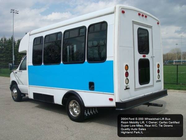 2004 Ford Econoline E-350 Super Duty - - by dealer for sale in Highland Park, IL – photo 5