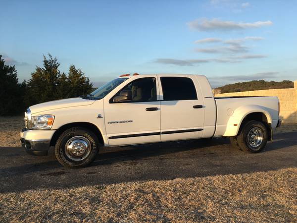 2006 Dodge Ram 3500 Mega Cab SLT Dually 2wd ‐ 5.9L Diesel for sale in Clifton, TX – photo 3