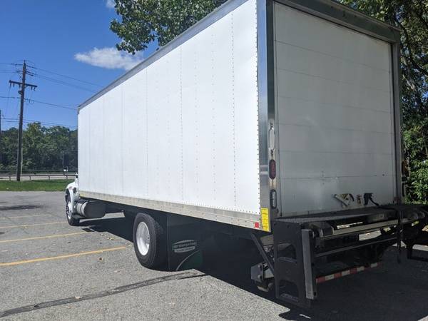 2017 INTERNATIONAL 26' BOX NON CDL CUMMINS , AUTO , 2 AVAILABLE -... for sale in Wappingers Falls, MN – photo 11