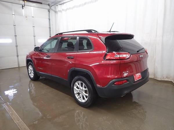 2016 Jeep Cherokee Sport for sale in Perham, ND – photo 12