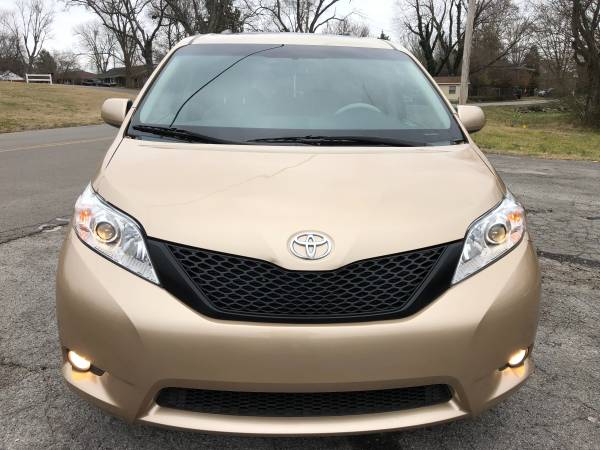 2012 TOYOTA SIENNA XLE 107, 000 MILES - - by dealer for sale in Smyrna, TN – photo 3