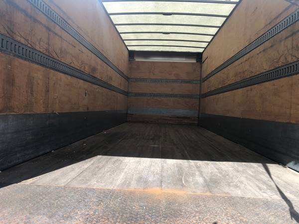 2014 Freightliner M2 24' Box Truck w/ Liftgate #7926 - cars & trucks... for sale in Coventry, RI – photo 7