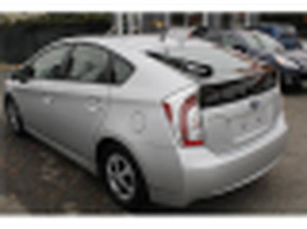 2013 Toyota Prius Two Hatchback 4D - cars & trucks - by dealer -... for sale in Everett, WA – photo 3