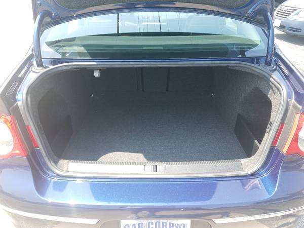2006 VOLKSWAGEN PASSAT 2.0L - Turbo - Only 78k Miles - Leather for sale in Kenosha, WI – photo 15
