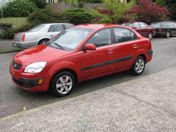 2007 KIA RIO 4-DR. HATCHBACK GAS-SAVER - cars & trucks - by dealer -... for sale in Seattle, WA – photo 3