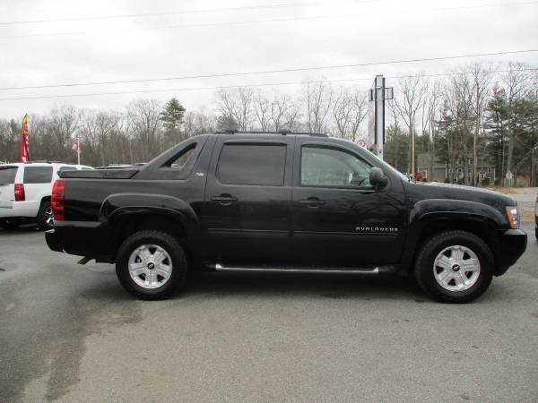 2011 Chevrolet Avalanche 4x4 4WD Chevy Truck LT Z71 Heated Leather for sale in Brentwood, VT – photo 2