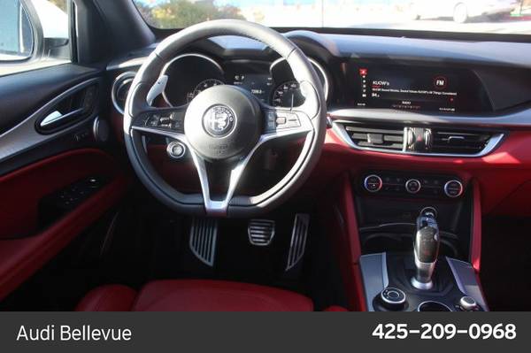 2018 Alfa Romeo Stelvio Ti Sport AWD All Wheel Drive SKU:J7B96203 for sale in Bellevue, WA – photo 17