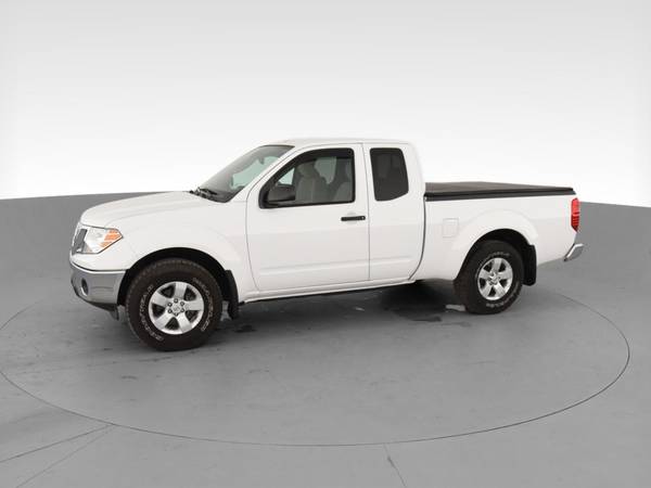 2011 Nissan Frontier King Cab SV Pickup 2D 6 ft pickup White -... for sale in Providence, RI – photo 4