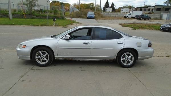 02 pontiac grand prix $900 need to go today for sale in Waterloo, IA – photo 3