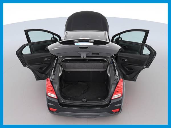 2017 Chevy Chevrolet Trax LS Sport Utility 4D hatchback Black for sale in Atlanta, GA – photo 18