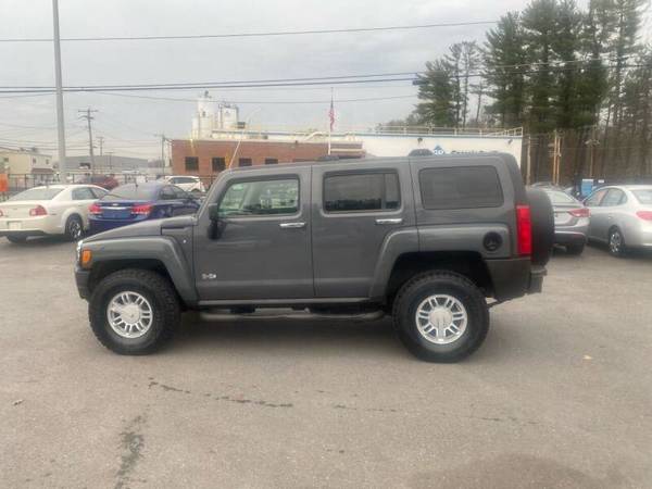 2009 Hummer H3!!! HAS ONLY 108k MILES 5 CYLINDERS - cars & trucks -... for sale in leominster, MA – photo 7