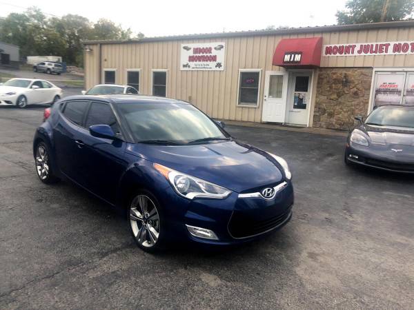 2017 Hyundai Veloster Base 6MT -EASY FINANCING AVAILABLE - cars &... for sale in Mount Juliet, TN – photo 3