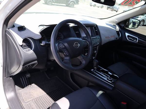 2020 Nissan Pathfinder Sl - - by dealer - vehicle for sale in Pueblo, CO – photo 15