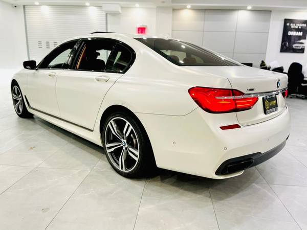 2018 BMW 7 Series 750i xDrive Sedan 749 / MO - cars & trucks - by... for sale in Franklin Square, NY – photo 6