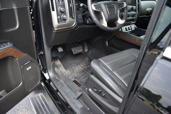 2017 GMC SIERRA DENALI 1500 CREW CAB 4X4 - EZ FINANCING! FAST... for sale in Greenville, SC – photo 14