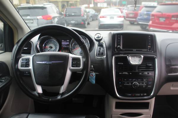 2016 Chrysler Town Country 4dr Wgn Touring - - by for sale in Trevose, PA – photo 9