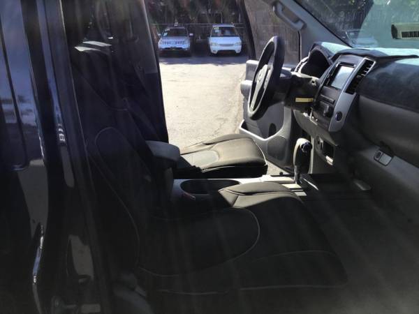 2012 Nissan Frontier 2WD Crew Cab SWB Auto SV - - by for sale in Kahului, HI – photo 15
