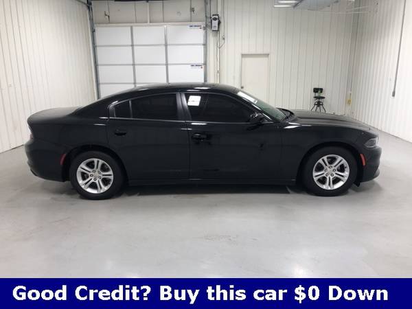 Sporty Black 2016 Dodge Charger SE 4D Sedan w Alloy Wheels For Sale for sale in Ripley, MS – photo 4