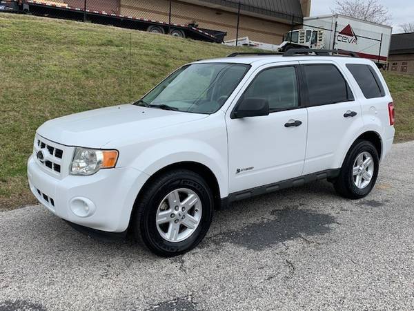 2009 FORD ESCAPE HYBRID 4WD ONLY 83K MILES EXTRA CLEAN 40MPG - cars... for sale in Halethorpe, MD – photo 2