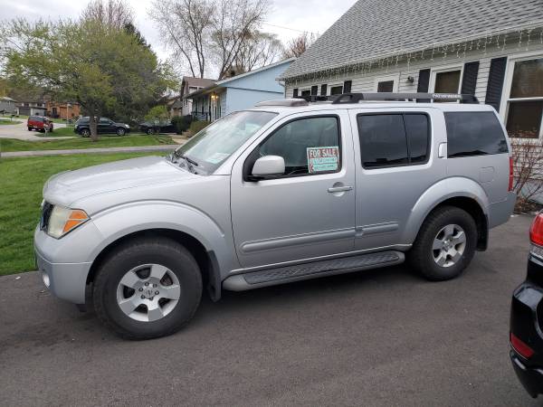 2006 nissan pathfinder for sale in Antioch, WI – photo 2