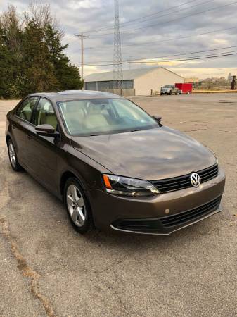 2012 Volkswagen Jetta TDI - cars & trucks - by dealer - vehicle... for sale in Lincoln, IA – photo 3
