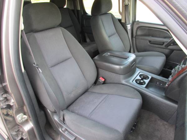 2011 CHEVROLET SUBURBAN TEXAS EDITION! 5.3L V8! THIRD ROW SEAT! for sale in El Paso, TX – photo 14