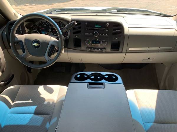 2012 CHEVROLET SILVERADO 1500 4x2 CLEAN TITLE V8 - cars & trucks -... for sale in Phoenix, AZ – photo 13
