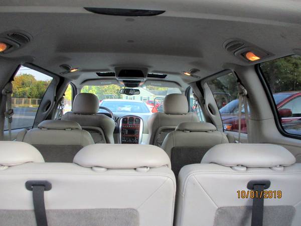 2006 Chrysler Town Country LWB 4dr Limited for sale in Belle Mead, NJ – photo 16