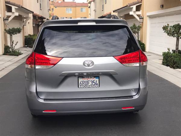 2011 Toyota Sienne Le , 85.000 Miles , 1 Owner for sale in San Jose, CA – photo 4