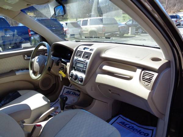 2005 Kia Sportage LX AWD 4dr SUV CASH DEALS ON ALL CARS OR BYO for sale in Lake Ariel, PA – photo 14