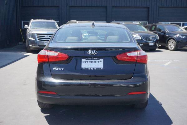 2016 Kia Forte LX Sedan 4D [ Only 20 Down/Low Monthly] - cars & for sale in Sacramento , CA – photo 4