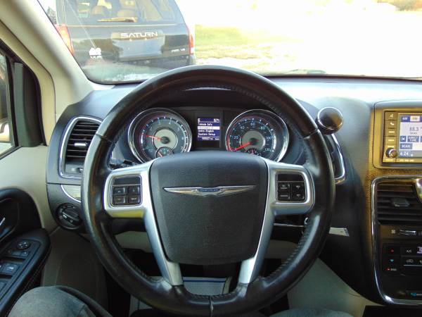 2011 CHRYSLER TOWN AND COUNTRY TOURING for sale in CHURUBUSCO, IN, IN – photo 11
