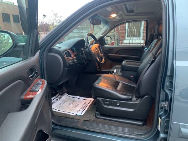 2009 GMC Yukon 92k original miles. - cars & trucks - by owner -... for sale in Woodside, NY – photo 5