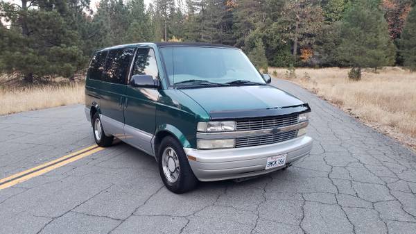 CHEVY ASTRO VAN - - - cars & trucks - by owner - vehicle automotive... for sale in Shingletown, CA