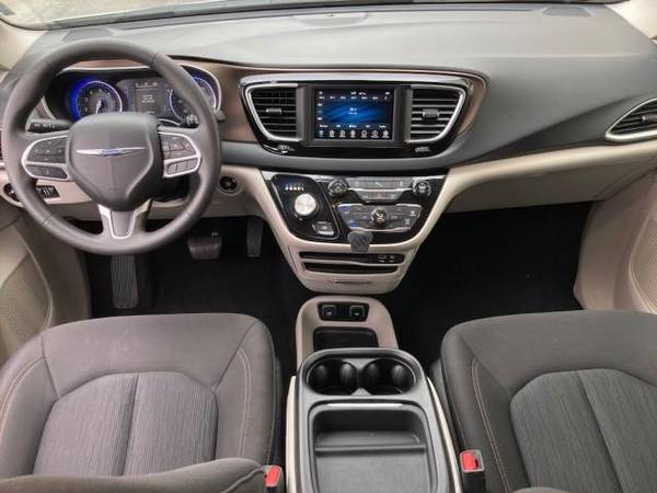 2018 Chrysler Pacifica Touring Plus FWD - - by for sale in Calumet City, IL – photo 18