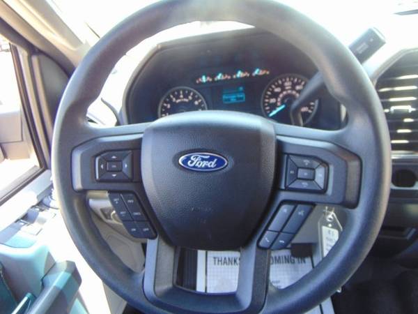 2018 Ford F-150 XLT CREW CAB 4X4 (Mileage: 27,983) for sale in Devine, TX – photo 18