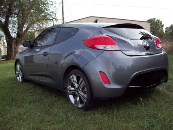 2017 Hyundai Veloster Base 6MT - cars & trucks - by dealer - vehicle... for sale in Springdale, AR – photo 6