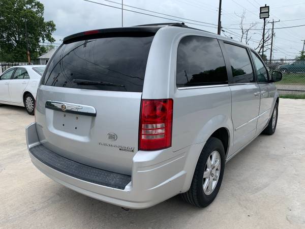 2010 Chrysler Town & Country Touring (3rd Row Seat) for sale in San Antonio, TX – photo 3